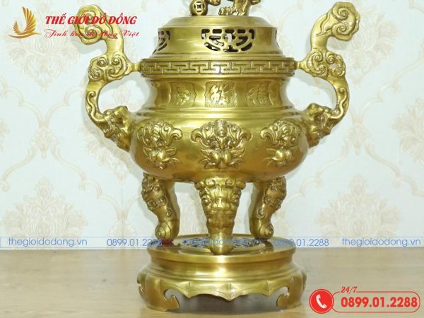 đỉnh đồng thờ cúng họa tiết dơi đào màu vàng đậm cao 50cm - 02